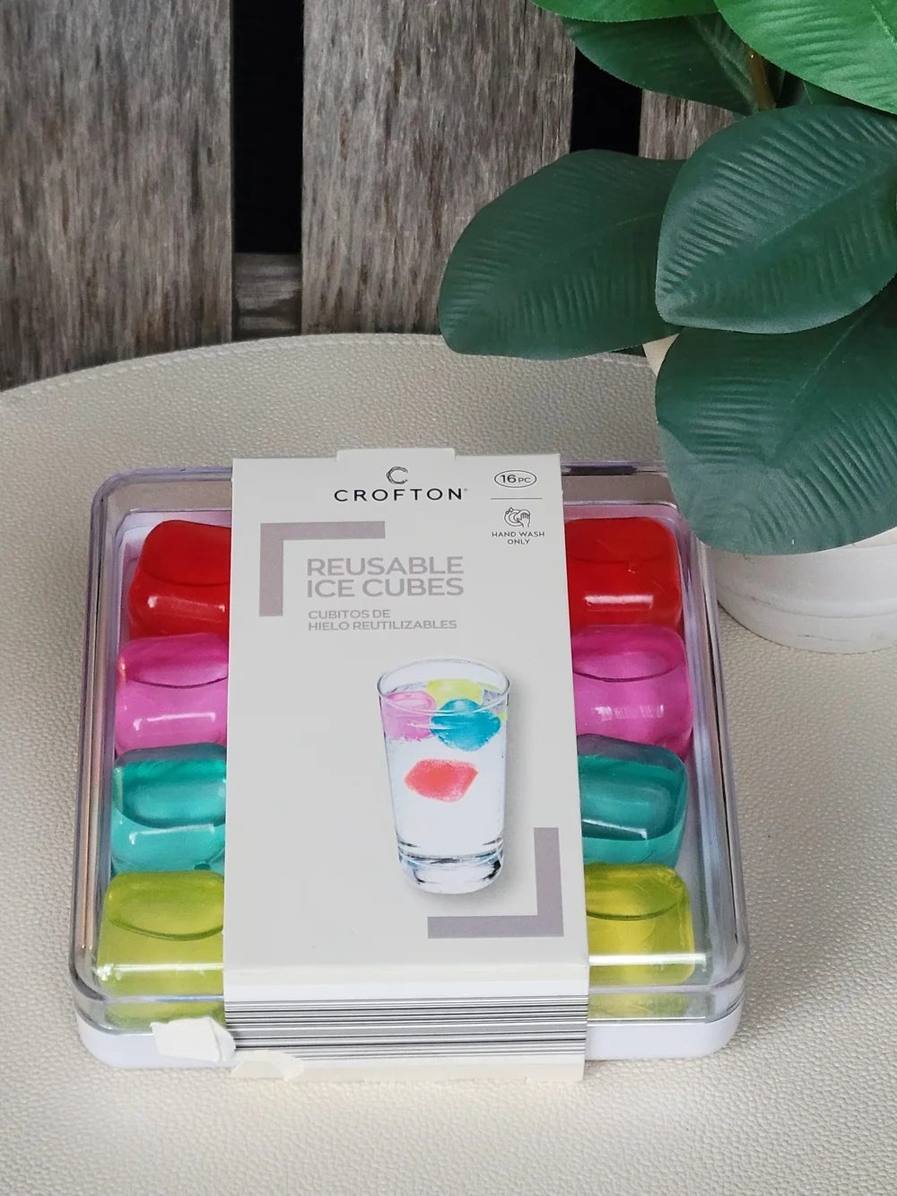 Crofton Reusable Ice Cubes - Multicolor (Set of 16)
